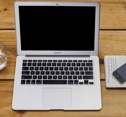 Why Short Stories Often Begin After the Real Story Has Already Started