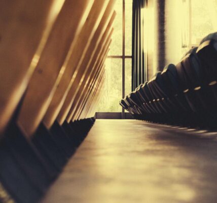 What Makes a Literary Setting Feel Real